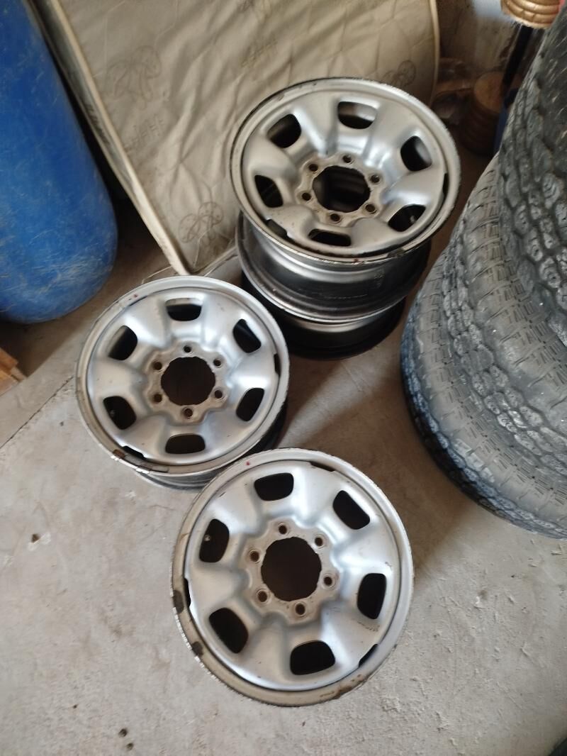 Hilux disga 15lik 1 700 TMT - Balkanabat - img 2