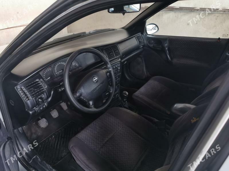 Opel Vectra 1998 - 55 000 TMT - Сакарчага - img 5