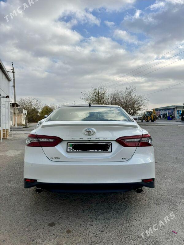 Toyota Camry 2021 - 575 000 TMT - Büzmeýin - img 3