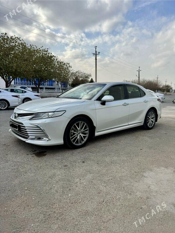 Toyota Camry 2021 - 575 000 TMT - Büzmeýin - img 4