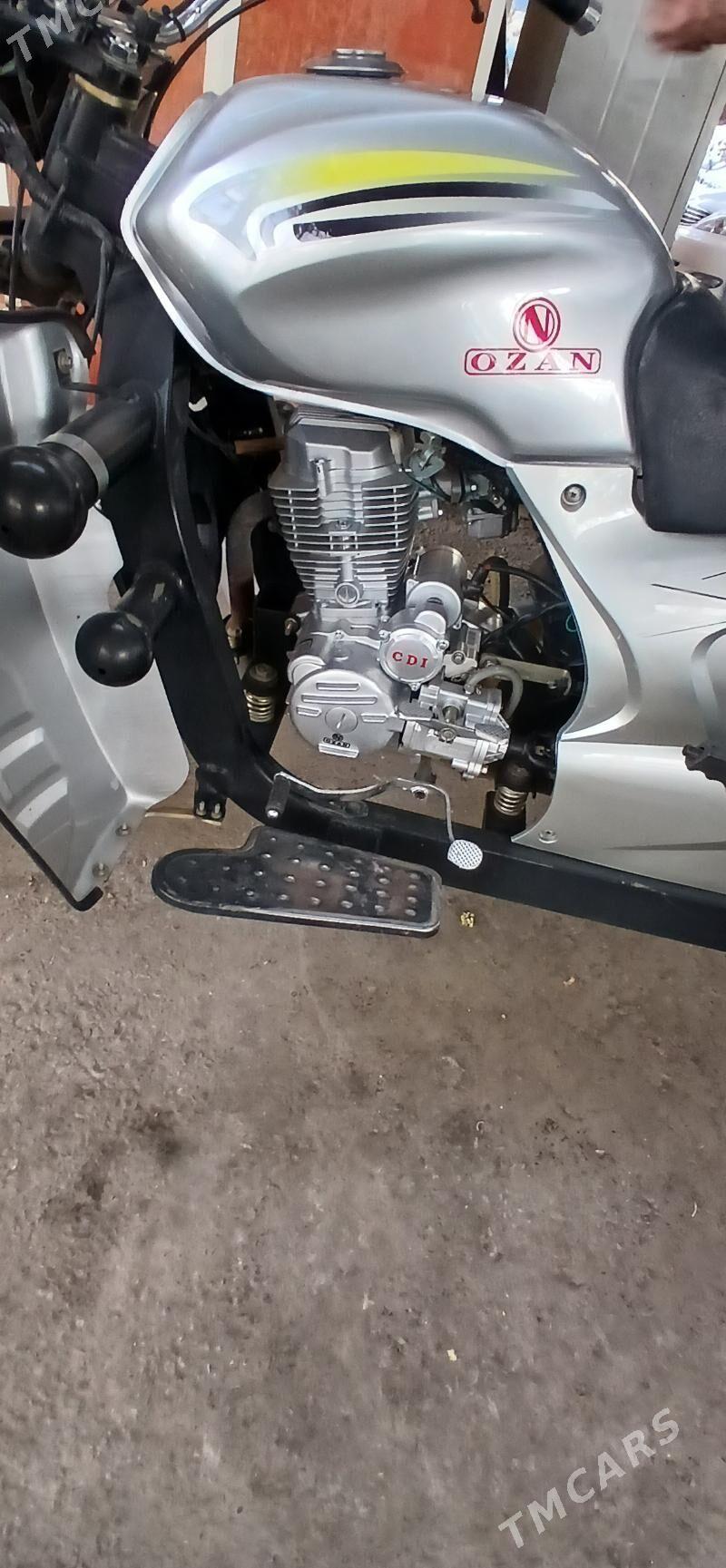 Jawa Forty Two 2025 - 30 000 TMT - 30 mkr - img 2