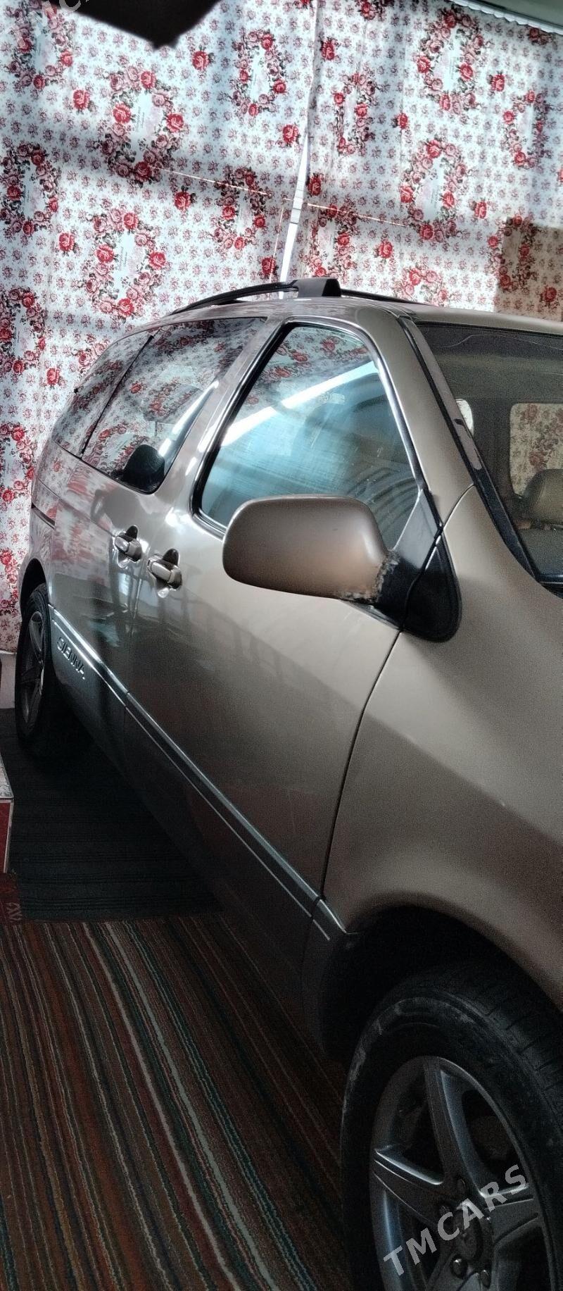 Toyota Sienna 2001 - 150 000 TMT - Mary - img 3