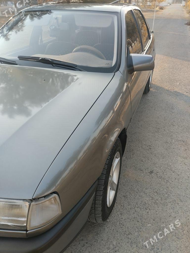 Opel Vectra 1990 - 52 000 TMT - Мары - img 3