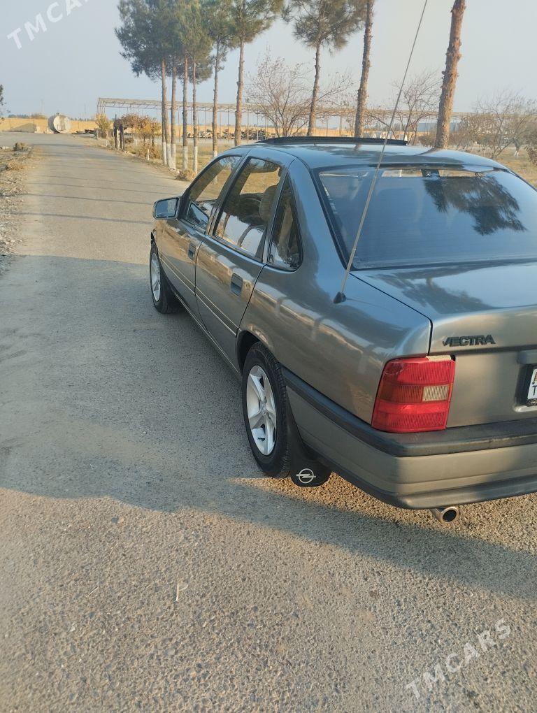 Opel Vectra 1990 - 52 000 TMT - Мары - img 6