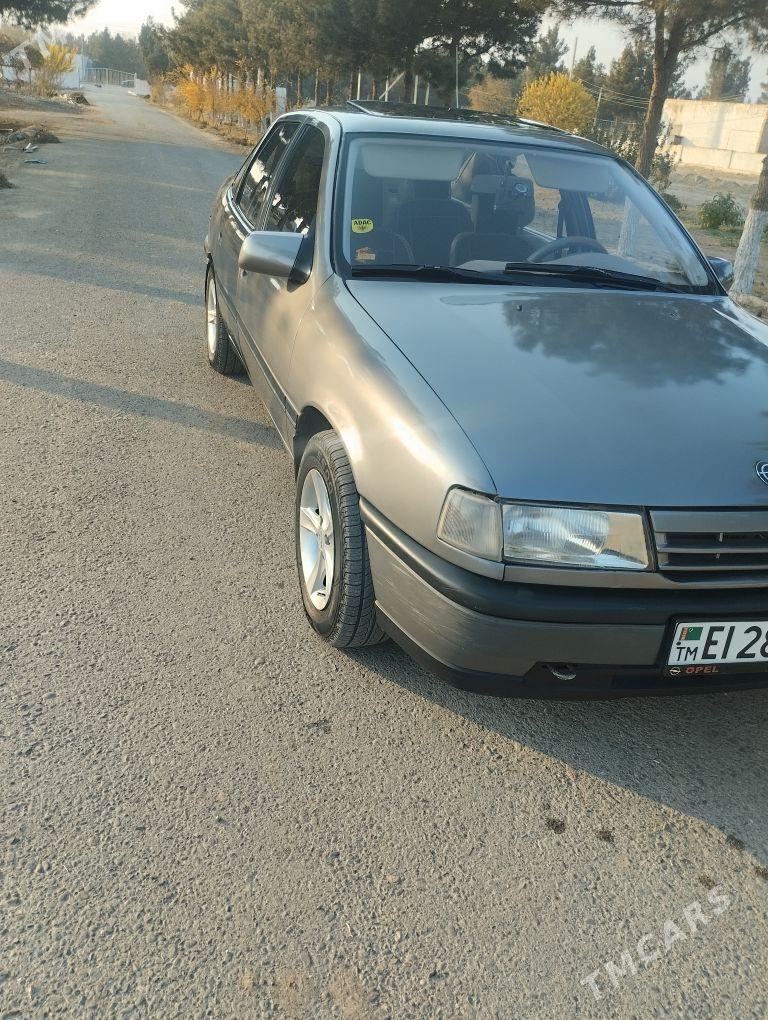 Opel Vectra 1990 - 52 000 TMT - Мары - img 2