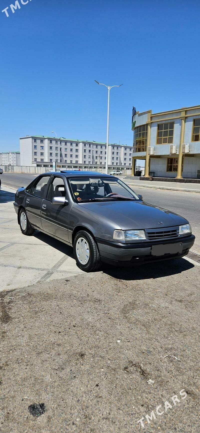 Opel Vectra 1990 - 52 000 TMT - Мары - img 9