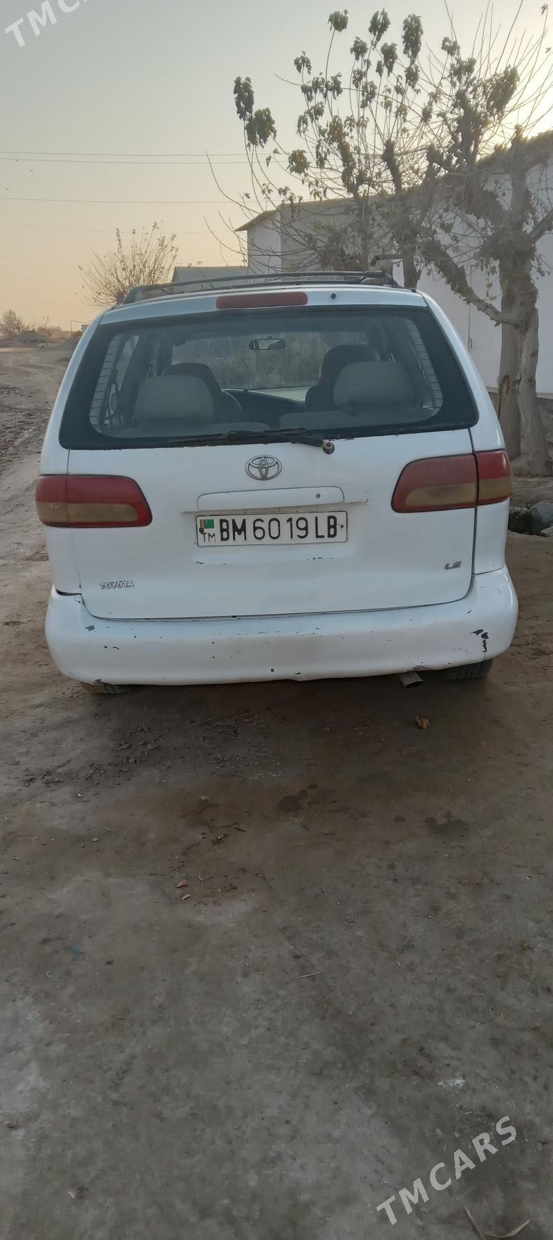 Toyota Sienna 2000 - 120 000 TMT - Достлук - img 4