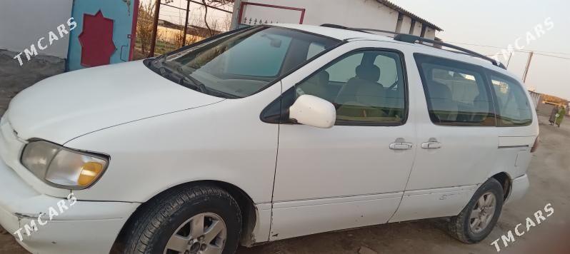 Toyota Sienna 2000 - 120 000 TMT - Достлук - img 3
