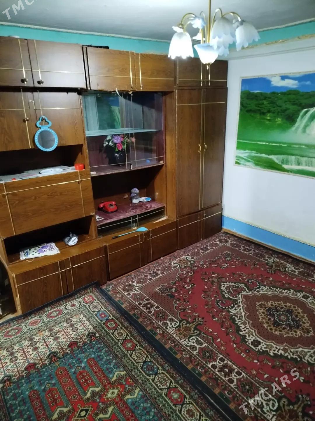 Howly jay kone stadionyn yany - Daşoguz - img 4