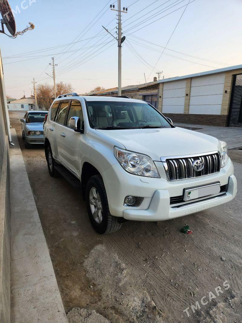 Toyota Land Cruiser Prado 2012 - 500 000 TMT - Керки - img 2