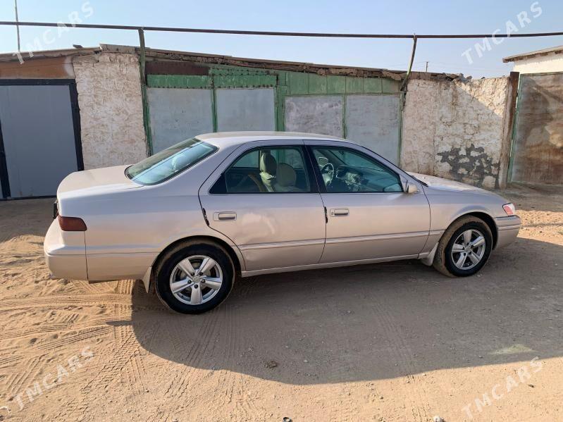 Toyota Camry 1997 - 120 000 TMT - Достлук - img 3