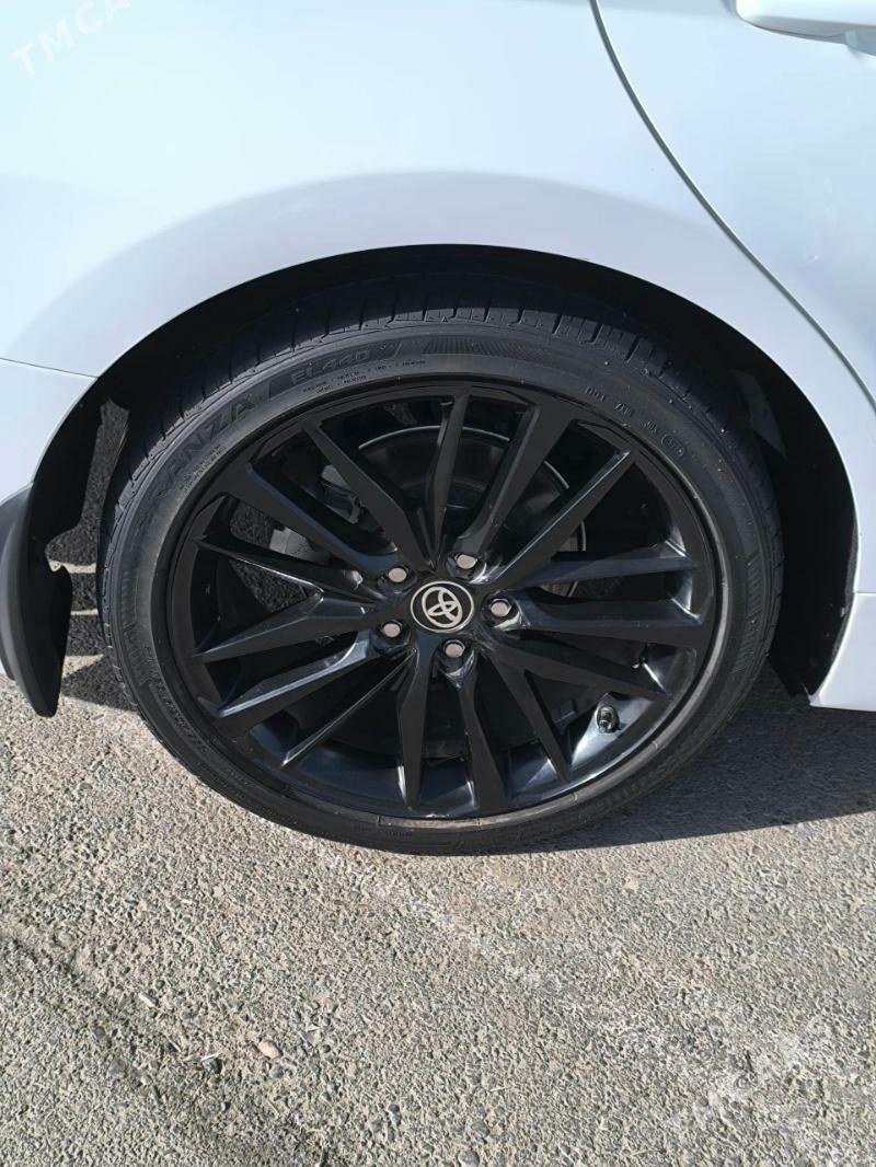 Toyota Camry 2022 - 327 500 TMT - Ашхабад - img 5