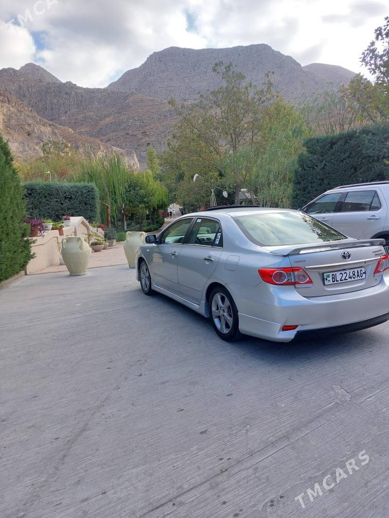 Toyota Corolla 2013 - 190 000 TMT - Ашхабад - img 4