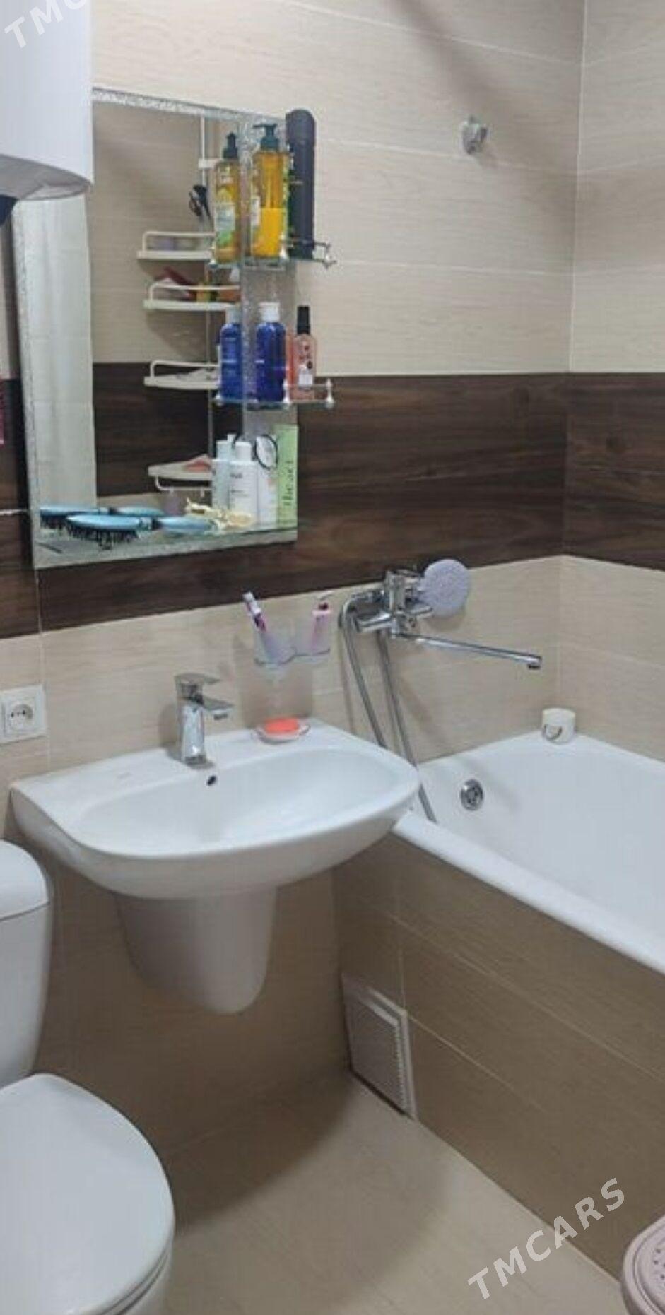 11MKR 1-KOMNAT 4-ETAJ AÝTAKOW KÖÇE - 11 мкр - img 7