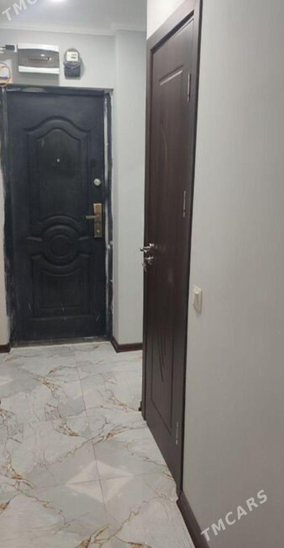 11MKR 1-KOMNAT 4-ETAJ AÝTAKOW KÖÇE - 11 мкр - img 8