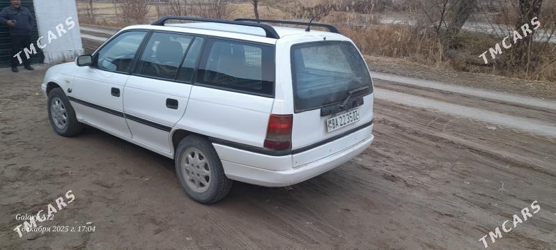 Opel Astra 1994 - 45 000 TMT - Gubadag - img 4