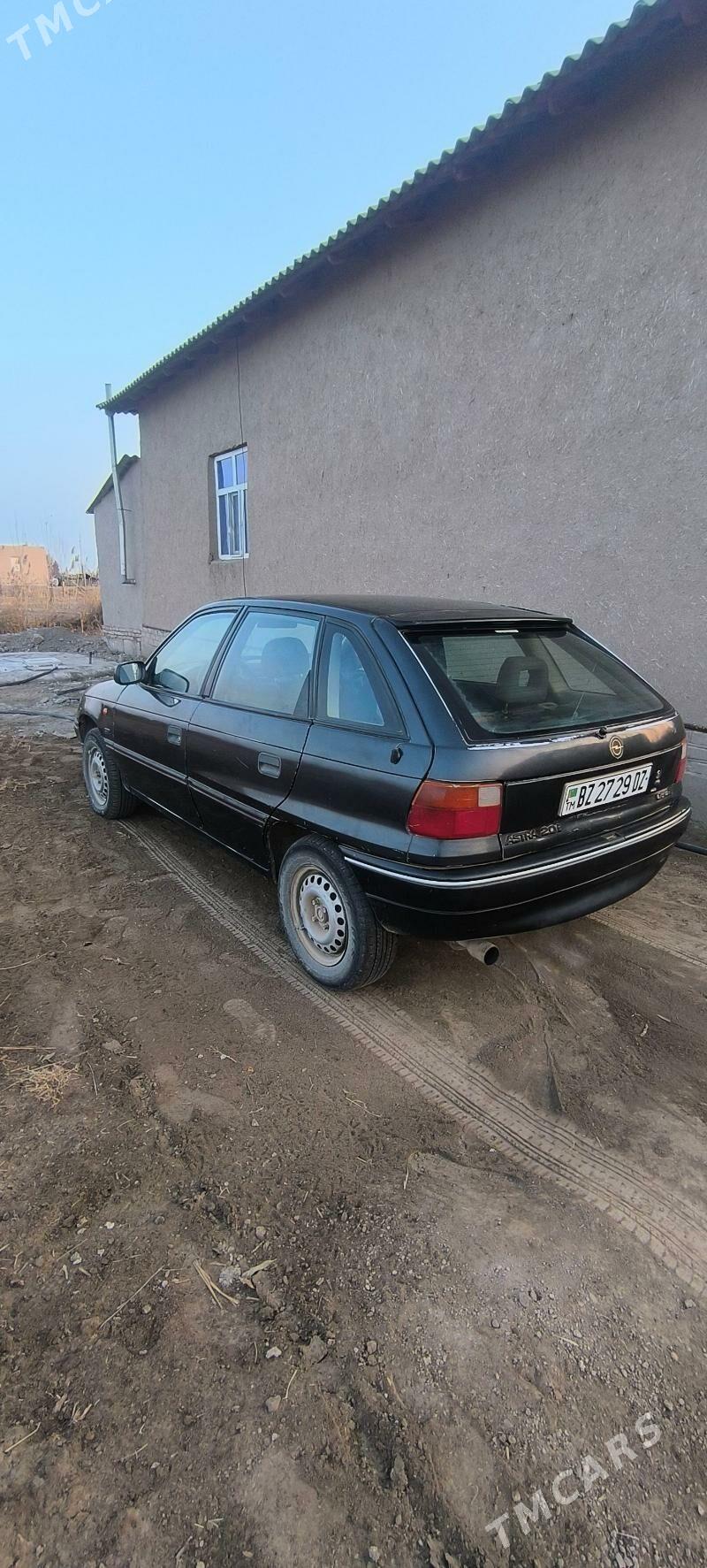 Opel Astra 1993 - 40 000 TMT - Gubadag - img 2
