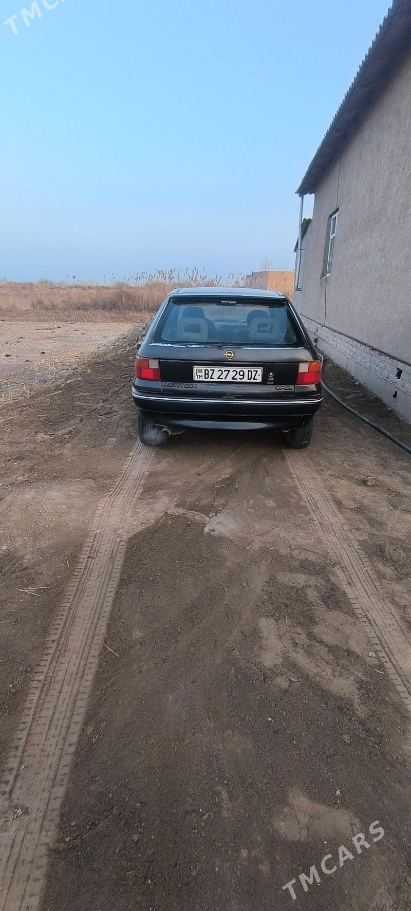 Opel Astra 1993 - 40 000 TMT - Gubadag - img 6