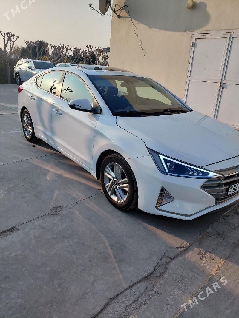 Hyundai Elantra 2020 - 250 000 TMT - Мары - img 1