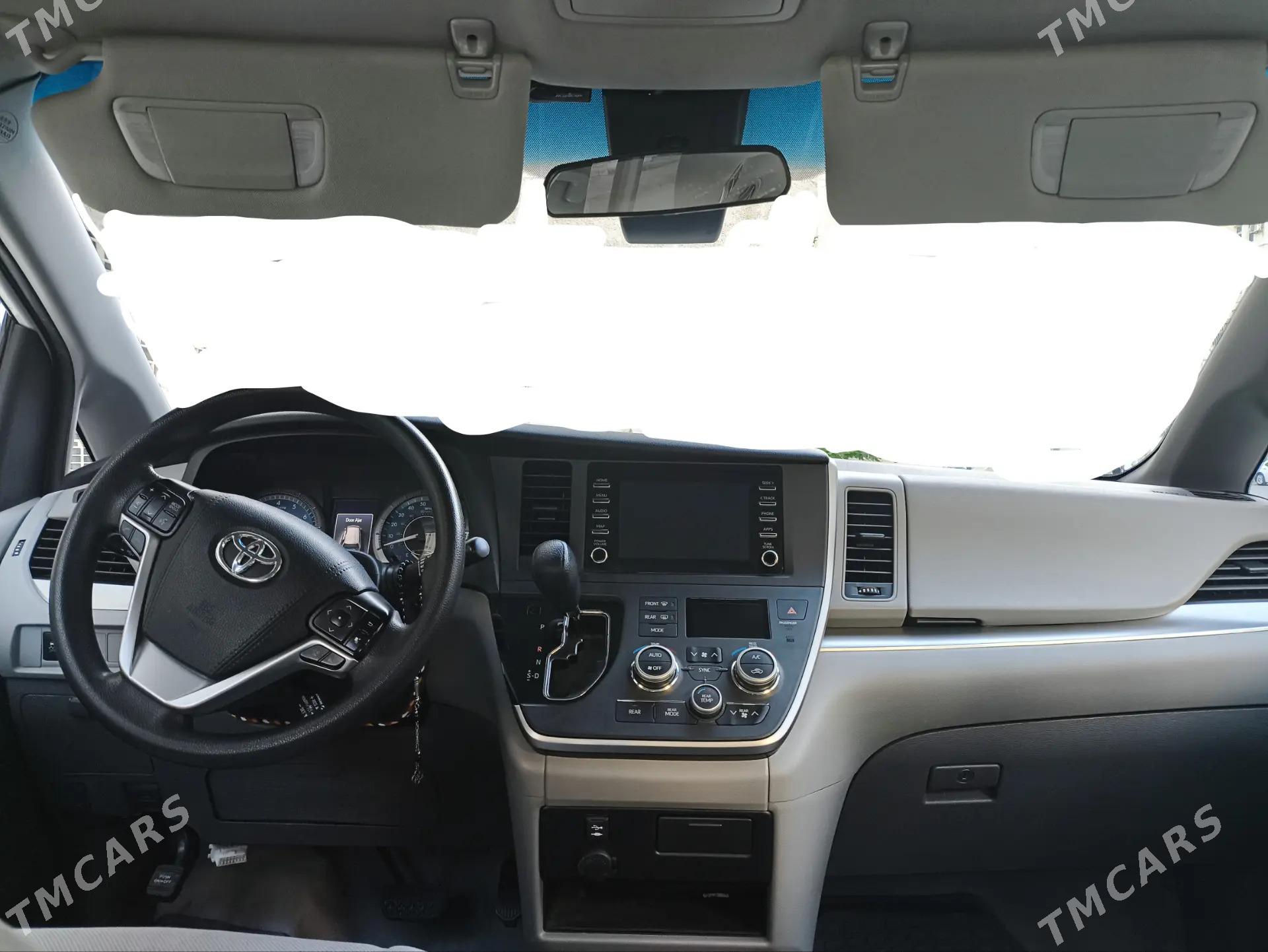 Toyota Sienna 2020 - 400 000 TMT - Анев - img 5