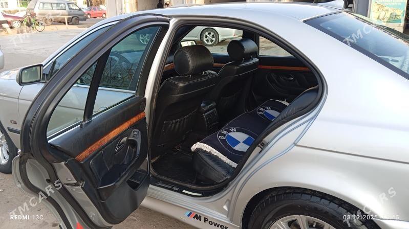 BMW E39 1999 - 104 000 TMT - Дашогуз - img 6