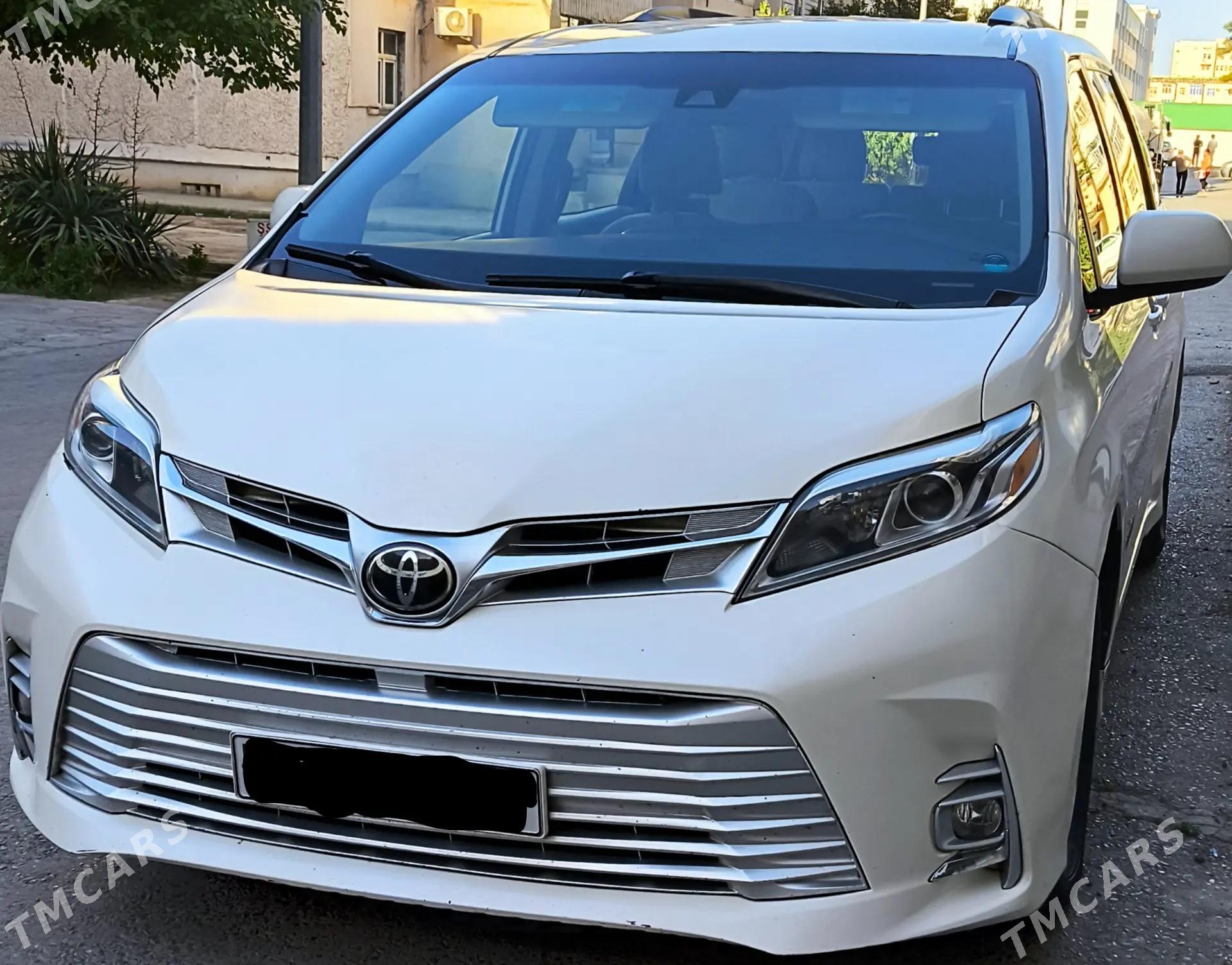 Toyota Sienna 2020 - 400 000 TMT - Анев - img 6