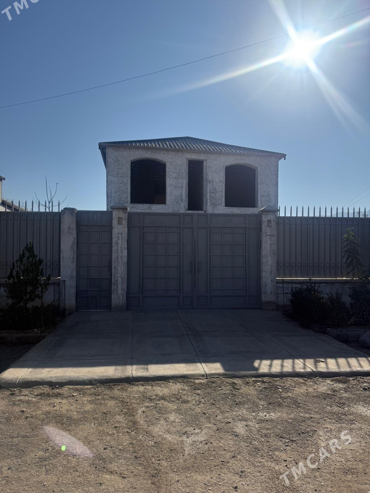 Bagyrda satlyk jay 8 sotok - Bagyr - img 1