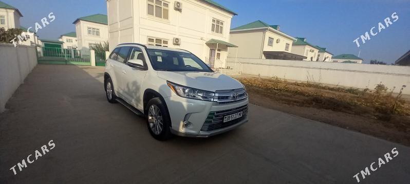 Toyota Highlander 2017 - 340 000 TMT - Ашхабад - img 2