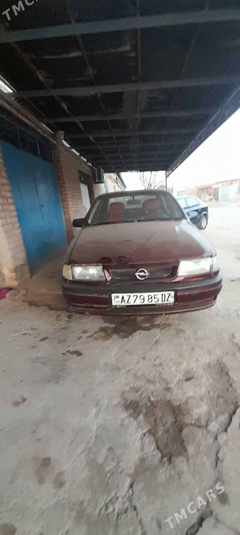 Opel Vectra 1992 - 25 000 TMT - Дашогуз - img 4