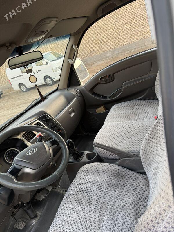 Hyundai H100 2014 - 375 000 TMT - Дашогуз - img 5