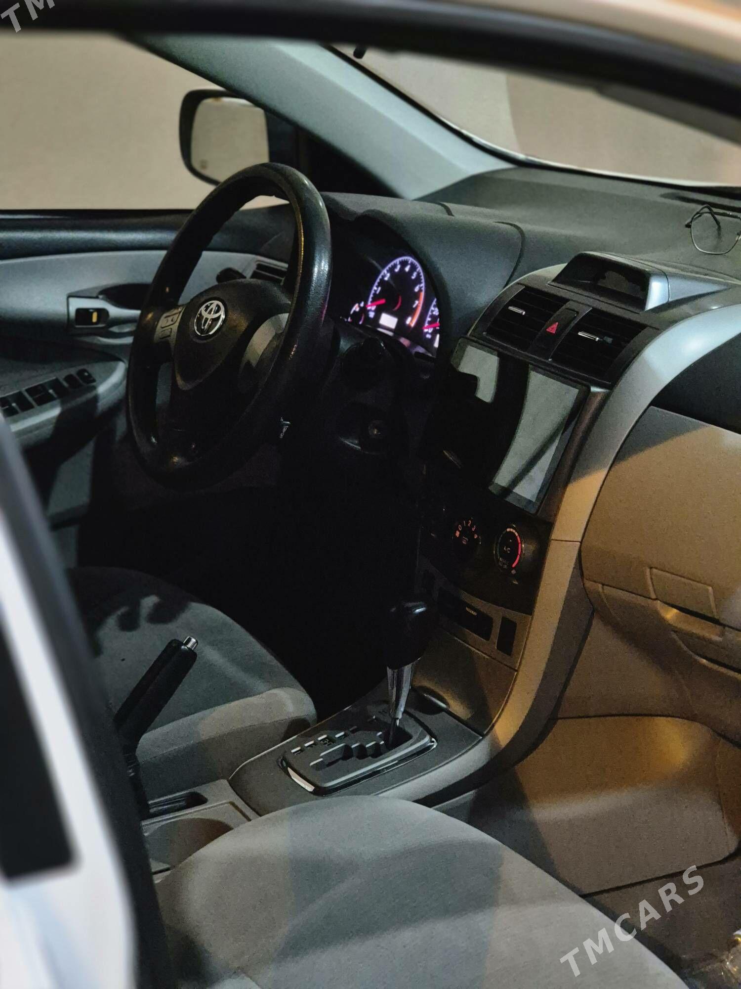 Toyota Corolla 2012 - 177 000 TMT - Ашхабад - img 2