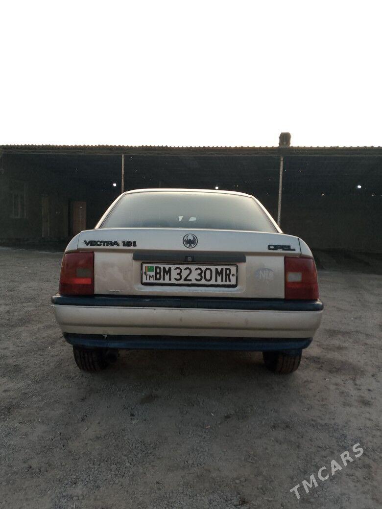 Opel Vectra 1990 - 30 000 TMT - Mary - img 3