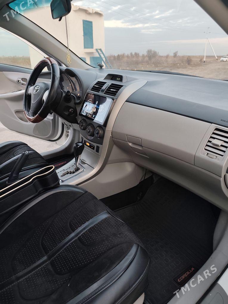 Toyota Corolla 2011 - 155 000 TMT - Туркменабат - img 9