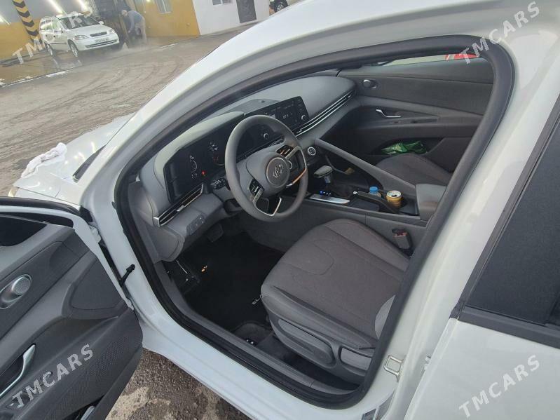 Hyundai Elantra 2022 - 240 000 TMT - Aşgabat - img 5