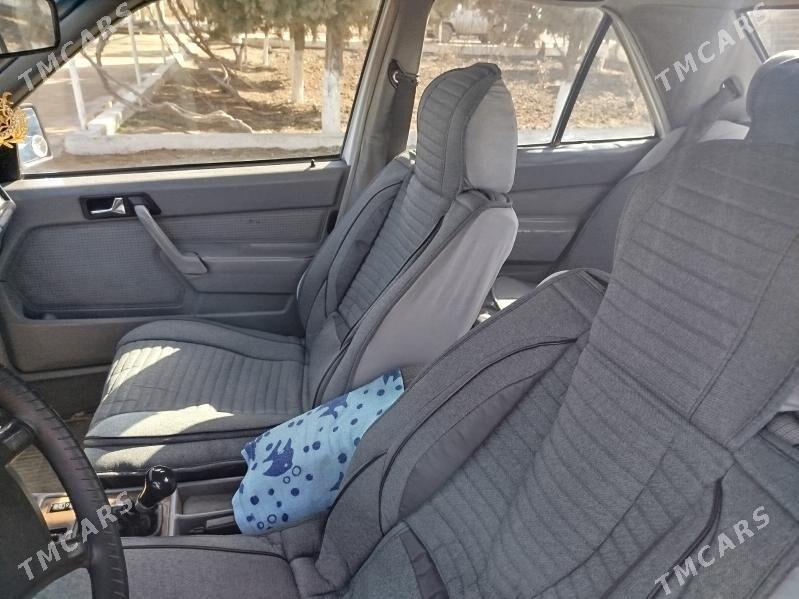 Mercedes-Benz 190E 1989 - 45 000 TMT - Murgap - img 2