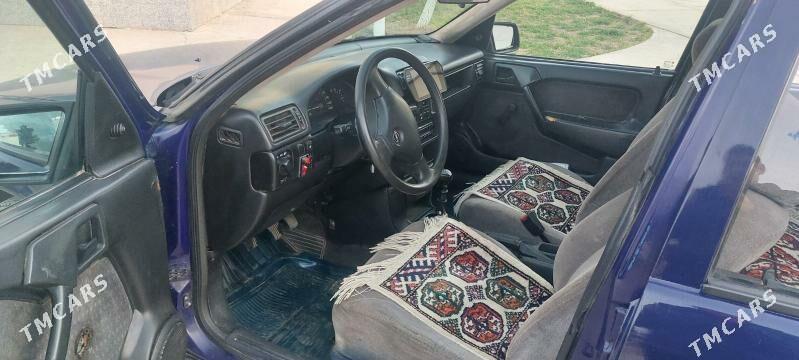 Opel Vectra 1991 - 32 000 TMT - Сакар - img 5