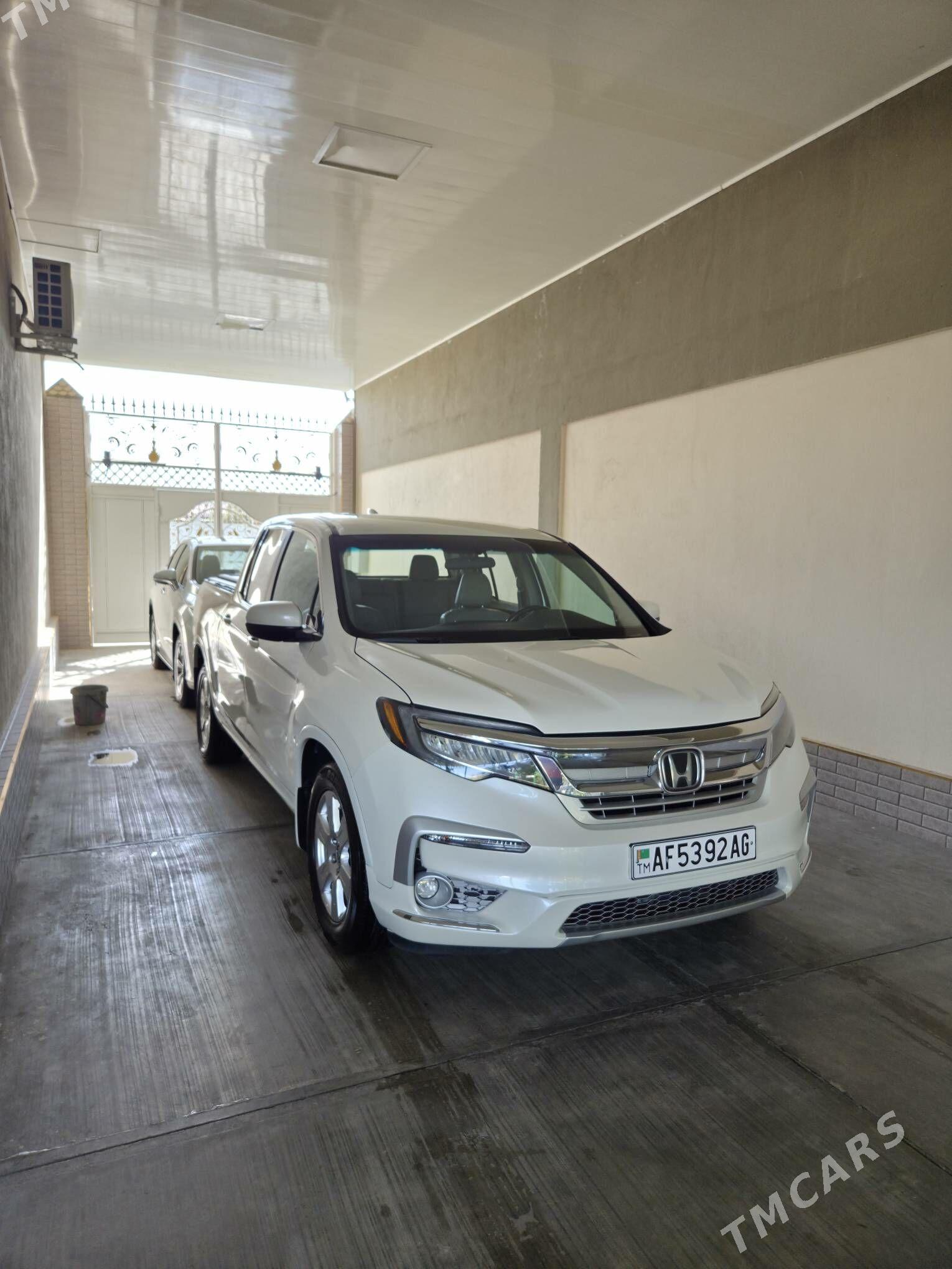 Honda Ridgeline 2017 - 380 000 TMT - Ашхабад - img 4