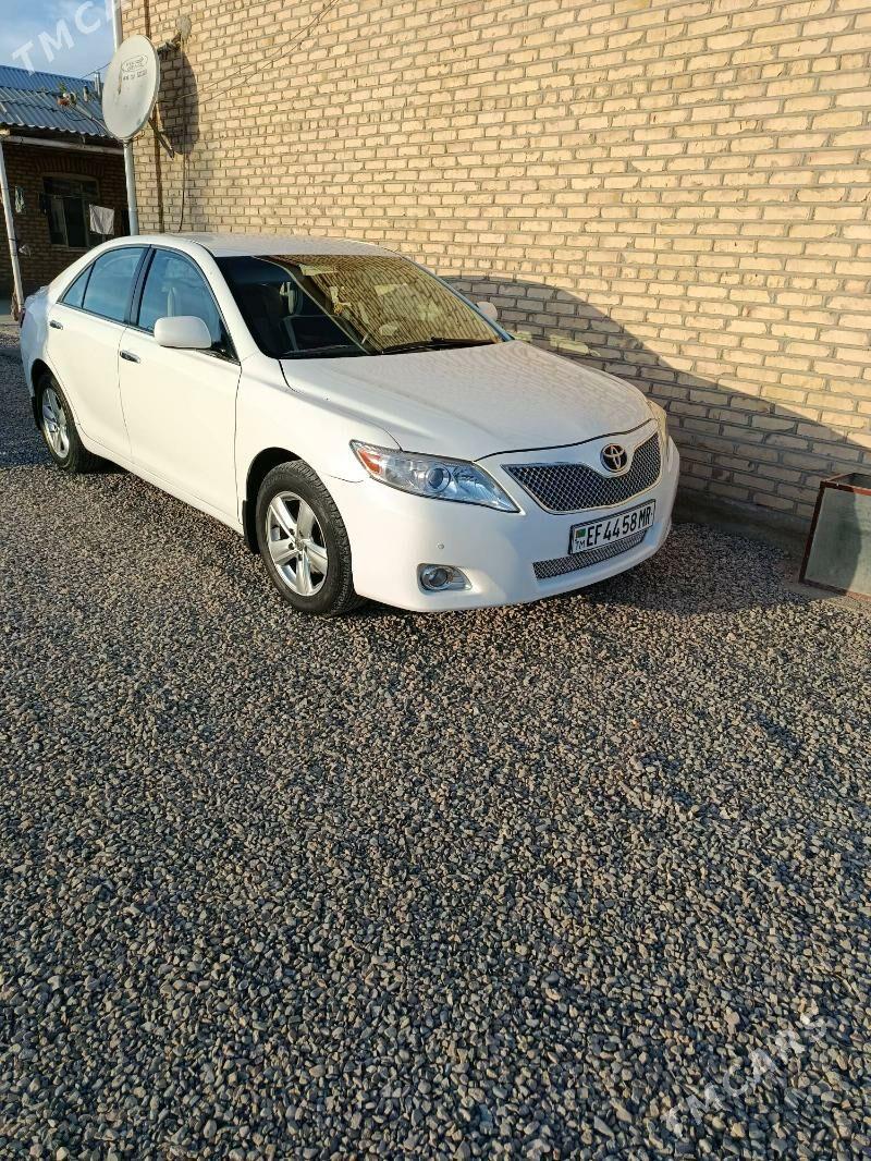 Toyota Camry 2010 - 180 000 TMT - Сакарчага - img 3