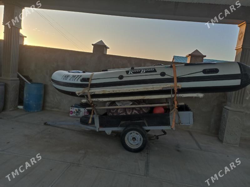 Ямаха 25. лодка 410 см - Hazar - img 2