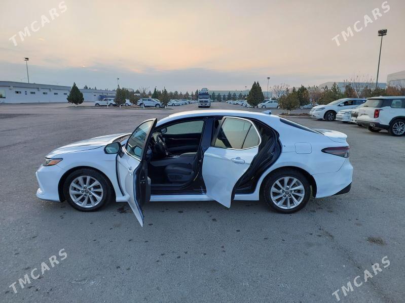 Toyota Camry 2022 - 260 000 TMT - Aşgabat - img 3