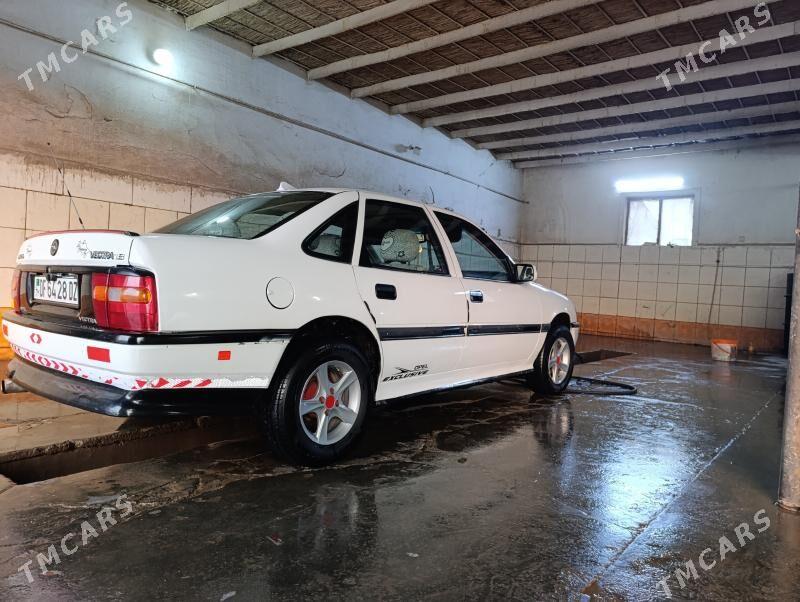 Opel Vectra 1990 - 50 000 TMT - Карабогаз - img 4