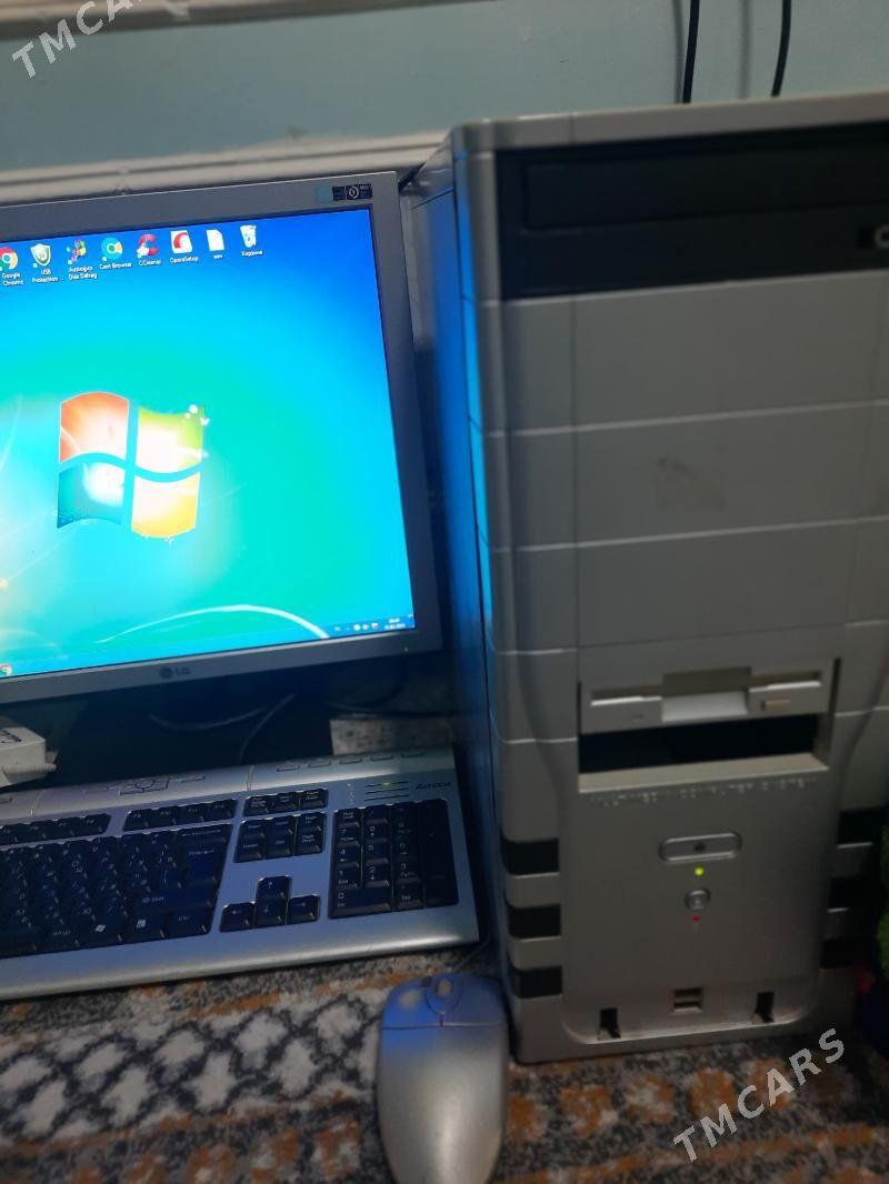 Kompýuter - Бузмеин - img 3