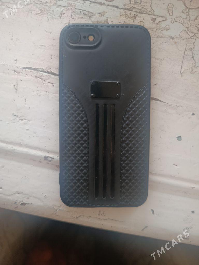 IPHONE 8  - Çärjew - img 3