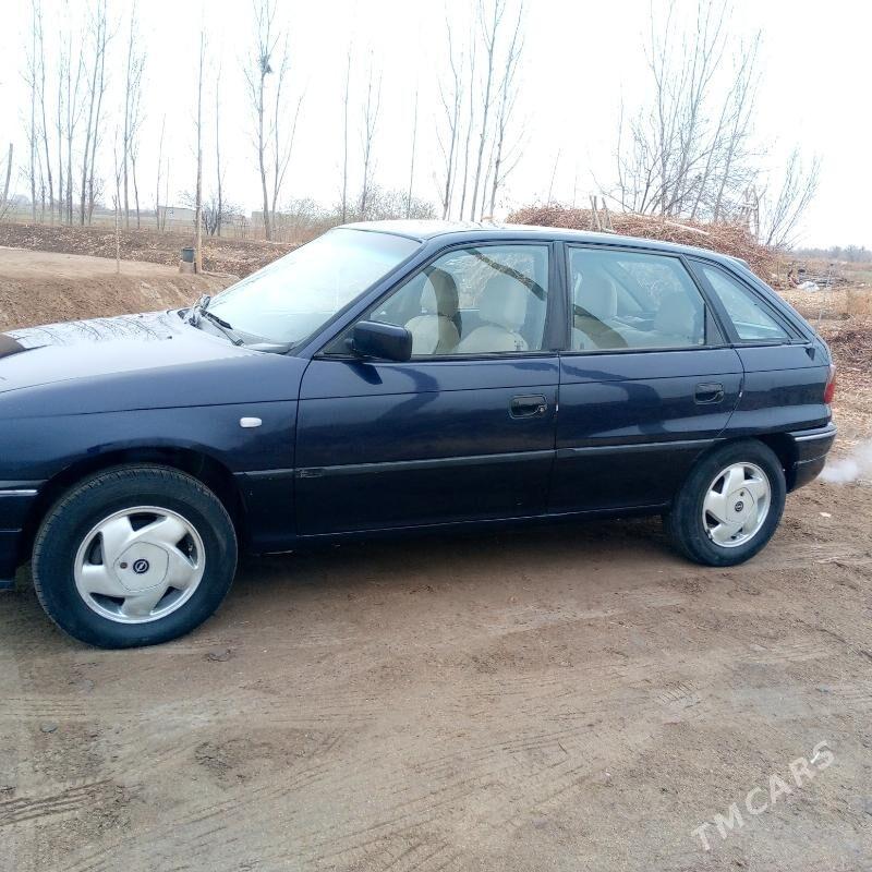 Opel Astra 1992 - 55 000 TMT - Губадаг - img 6