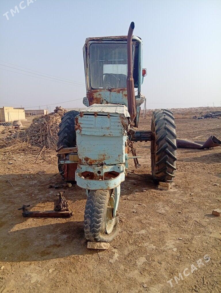 MTZ T-28 1980 - 16 000 TMT - Мургап - img 2