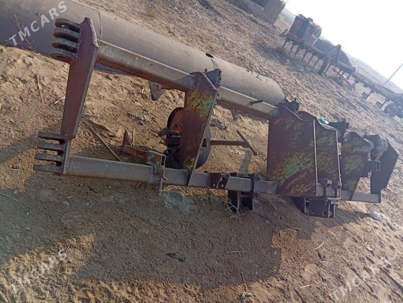 MTZ T-28 1980 - 16 000 TMT - Мургап - img 3