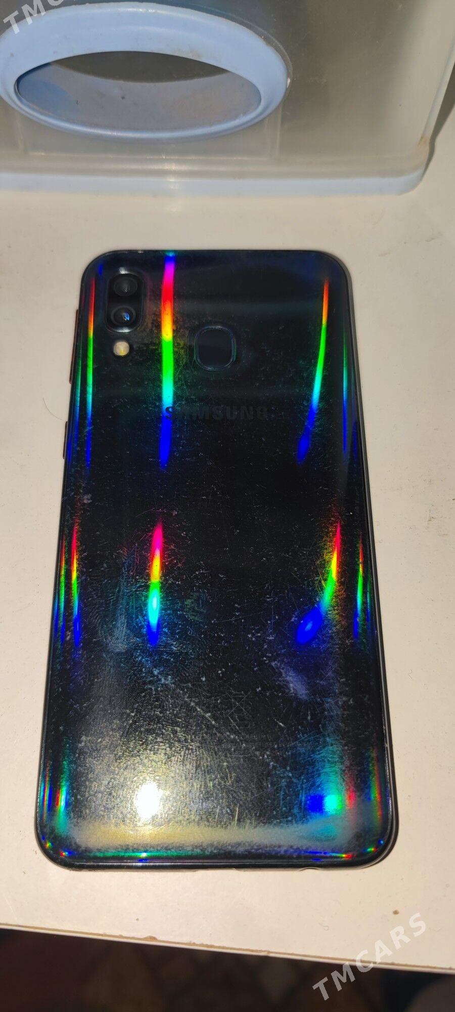 samsung A 40 - Байрамали - img 2