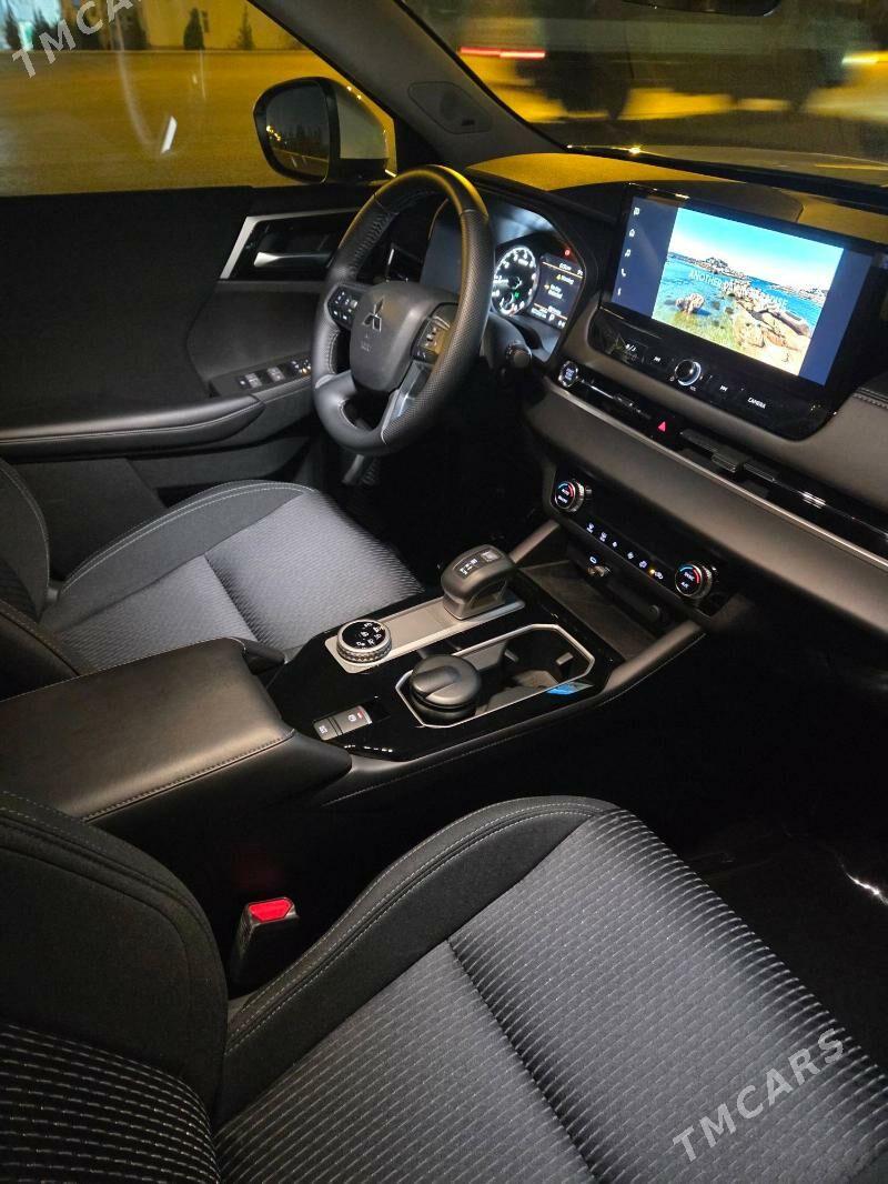 Mitsubishi Outlander 2025 - 473 000 TMT - Балканабат - img 3