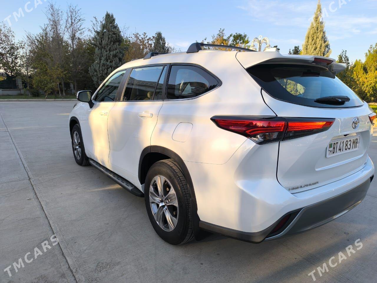 Toyota Highlander 2023 - 520 000 TMT - Мары - img 7