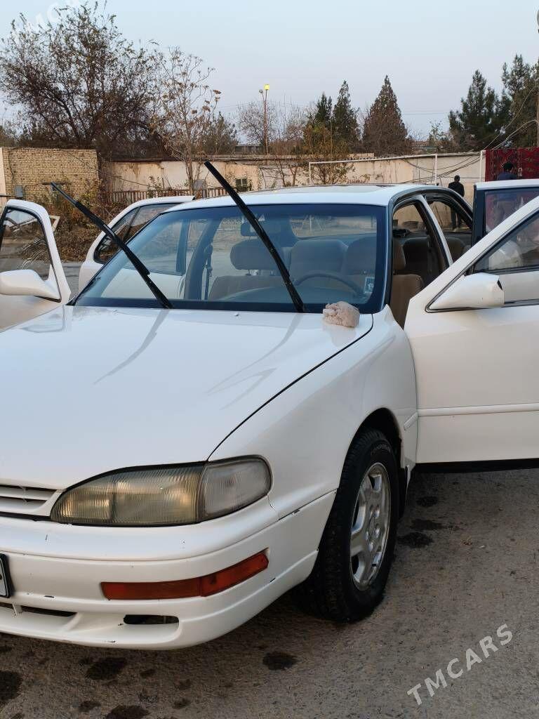Toyota Camry 1993 - 95 000 TMT - Мары - img 5